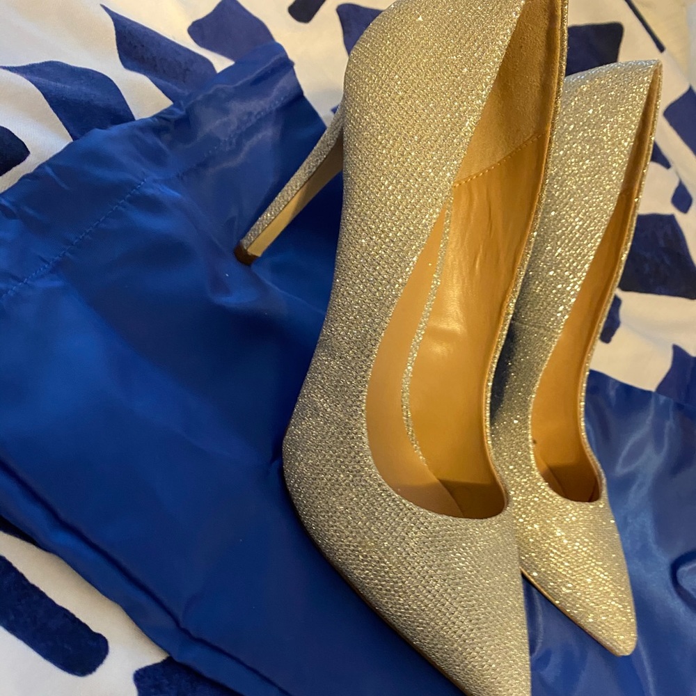 Women heels size 8 1/2